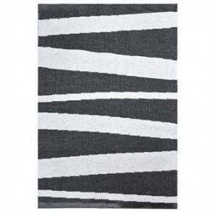 Are rug black-white