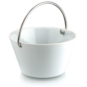 에바솔로 Porcelain bowl with handle
