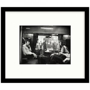 게티 이미지 갤러리 Paul McCartney & Mick Jagger First Class Travel 67 Framed Print