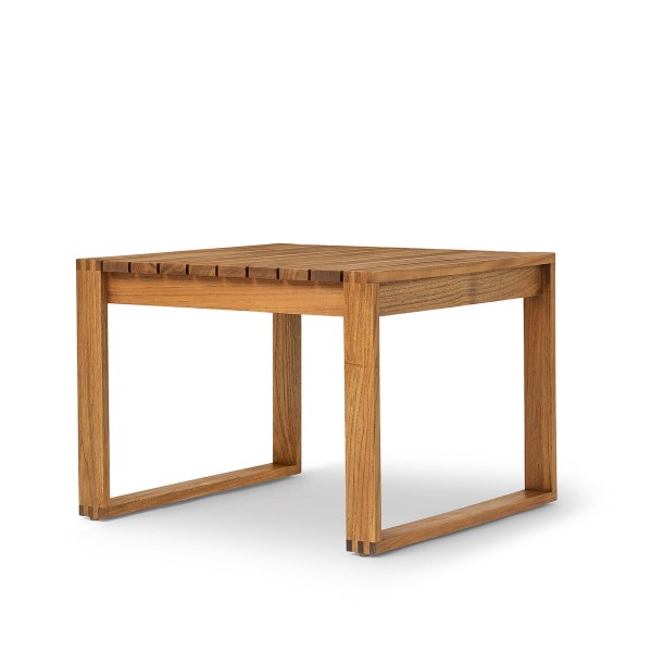 Carl hansen - Bk16 side table, 69 x 66 cm, teak oiled