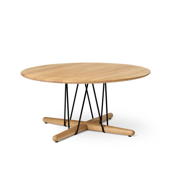칼한센 E021 embrace coffee table, oak oiled / black