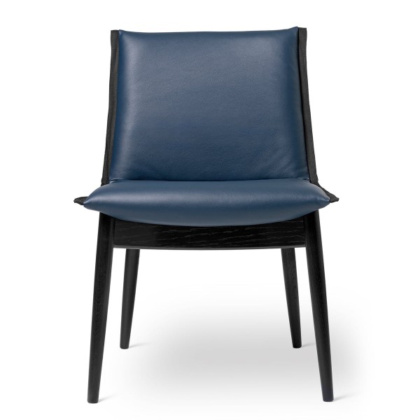 칼한센 E004 embrace chair