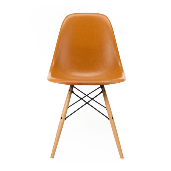 비트라 Eames fiberglass side chair dsw